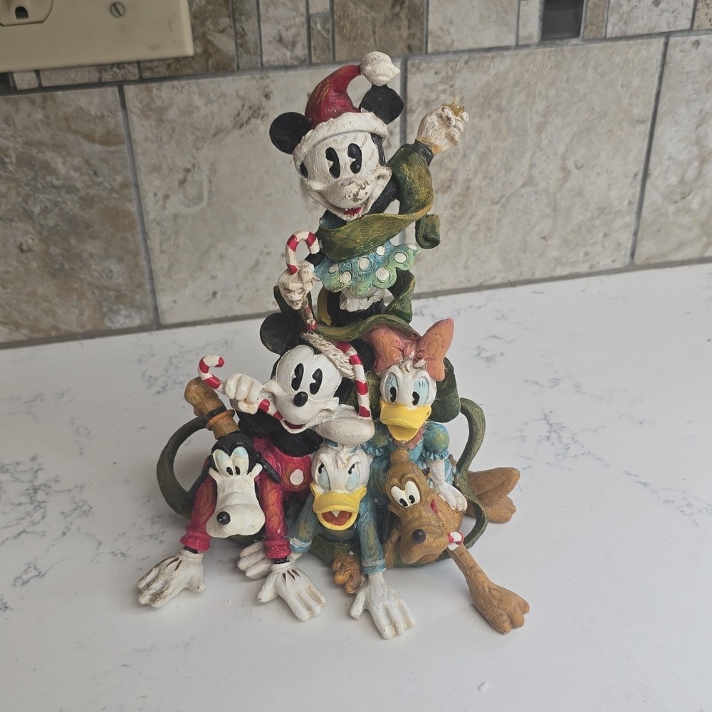 Vintage Disney Parks Santa Mickey and Friends Light Up Christmas Figurine Rare